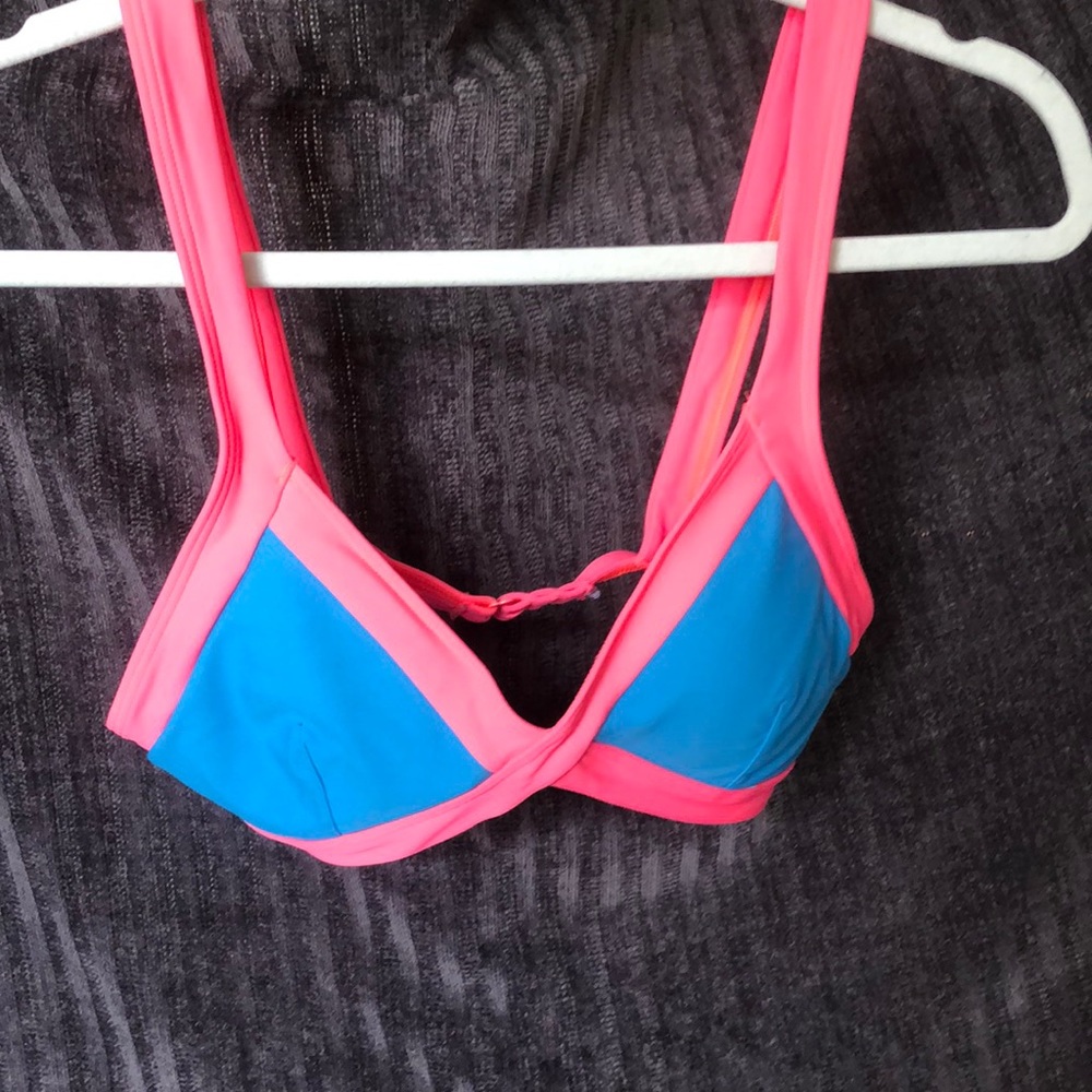 Aerie bikini top! Size medium!
